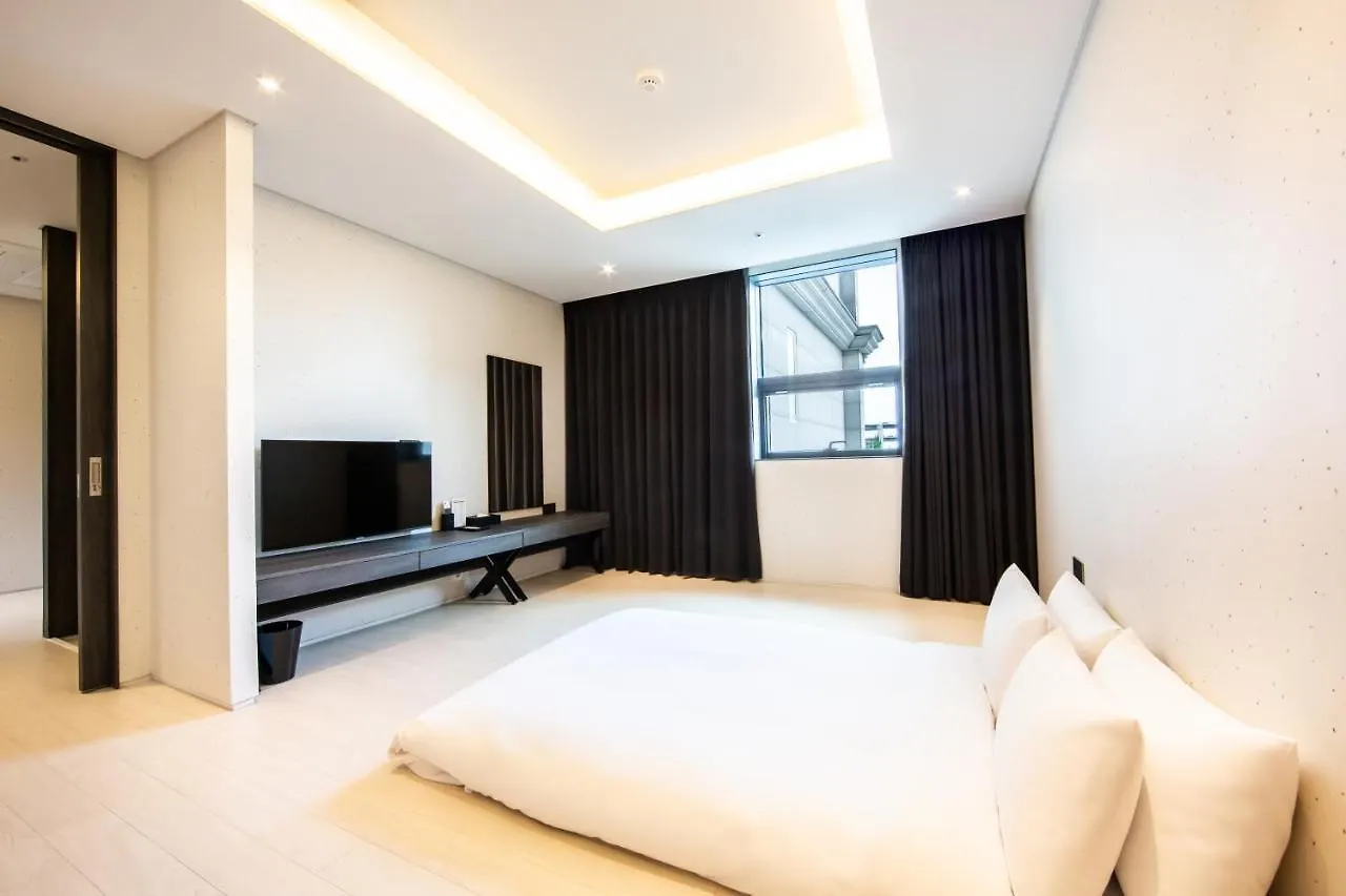 Ag405 Hotel Busan 3*,