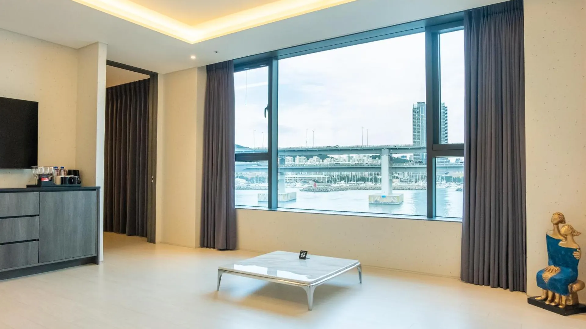 Ag405 Hotel Busan